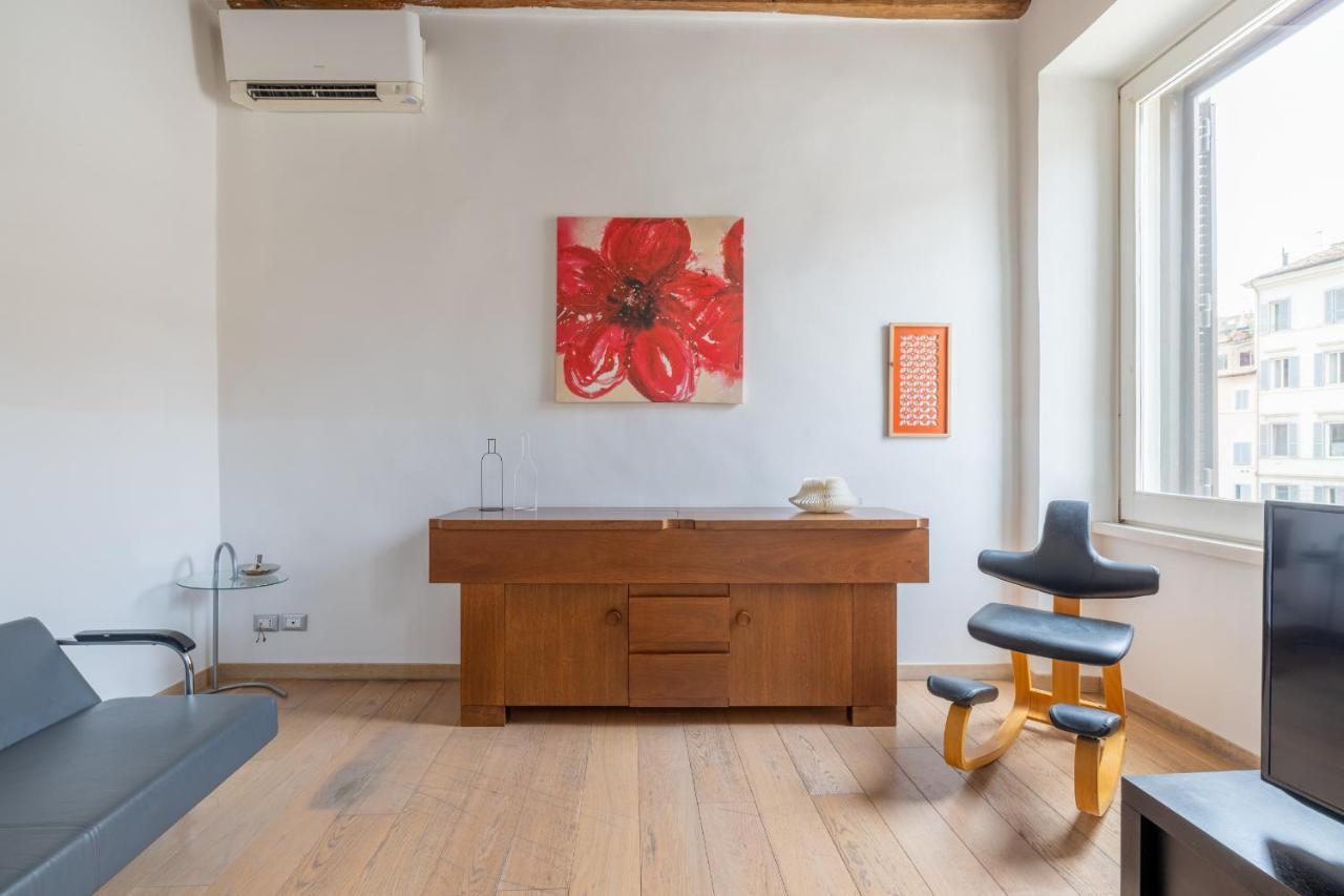 Modern Apartment In Campo De Fiori โรม ภายนอก รูปภาพ