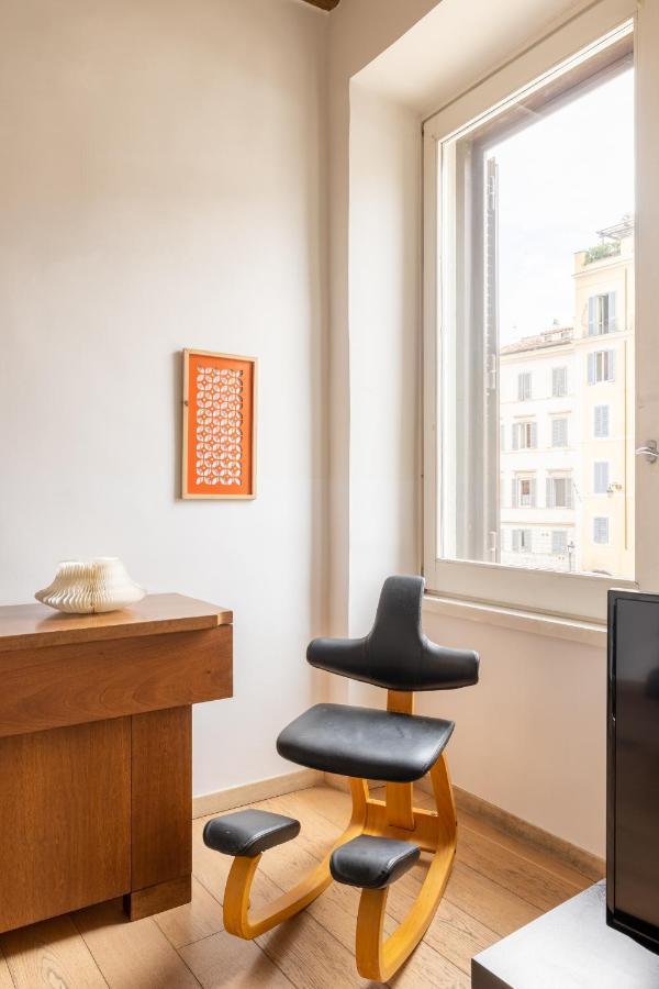 Modern Apartment In Campo De Fiori โรม ภายนอก รูปภาพ