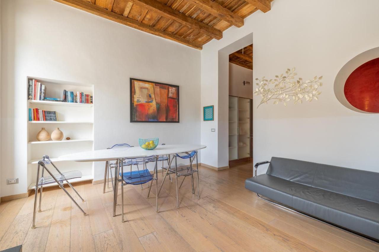 Modern Apartment In Campo De Fiori โรม ภายนอก รูปภาพ