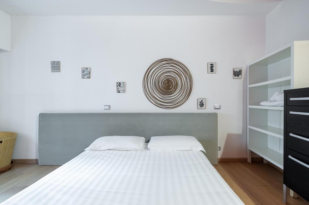 Modern Apartment In Campo De Fiori โรม ภายนอก รูปภาพ